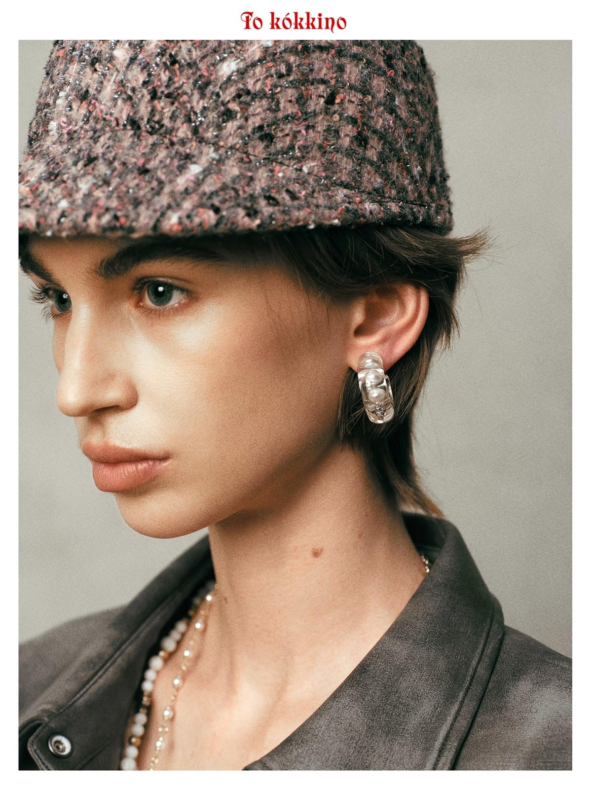 tokokkino* Resin Pearl Hoop Earrings