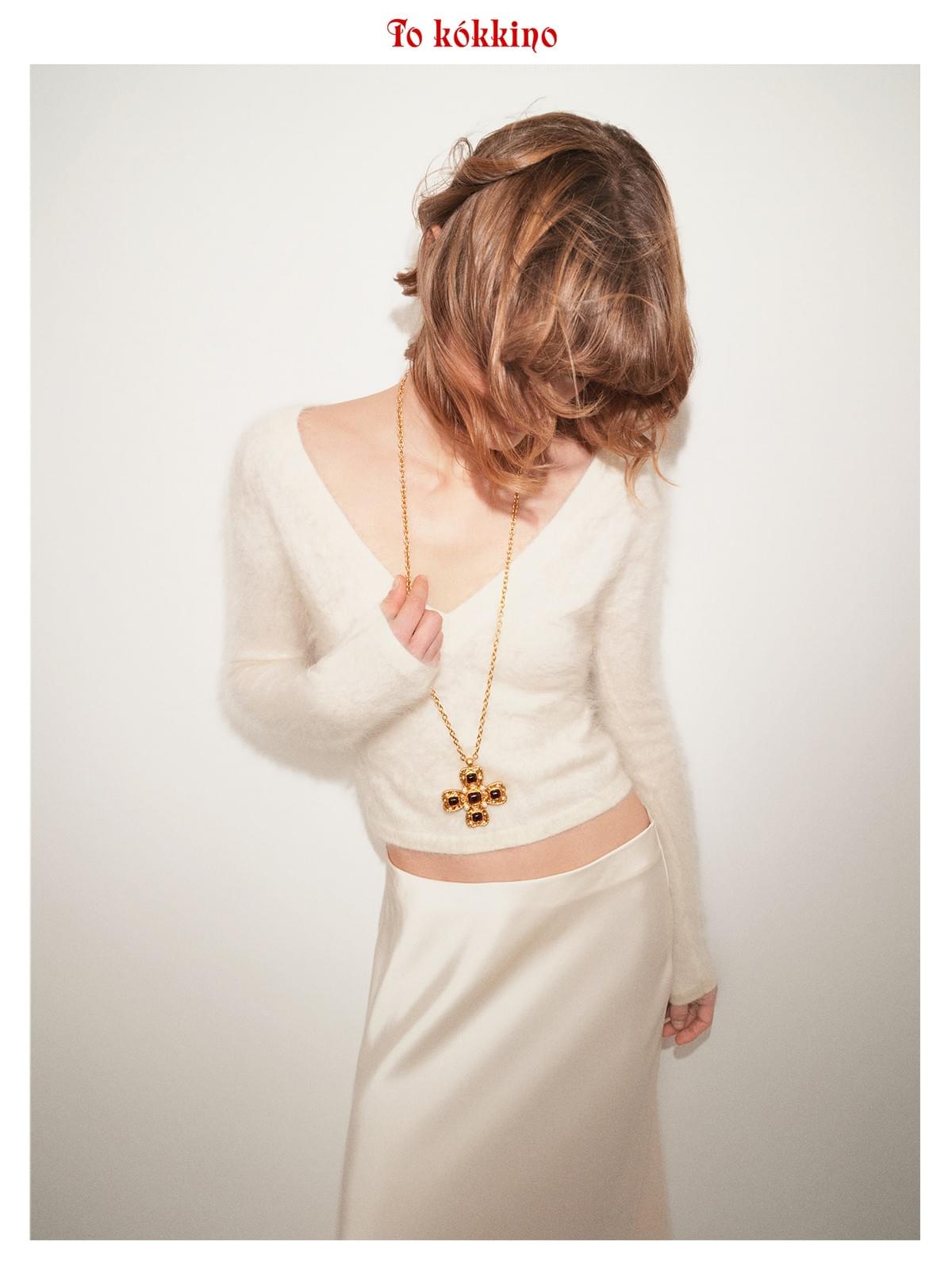 tokokkino*「Basic Soft White」 Dual-wear White V-neck Sweater