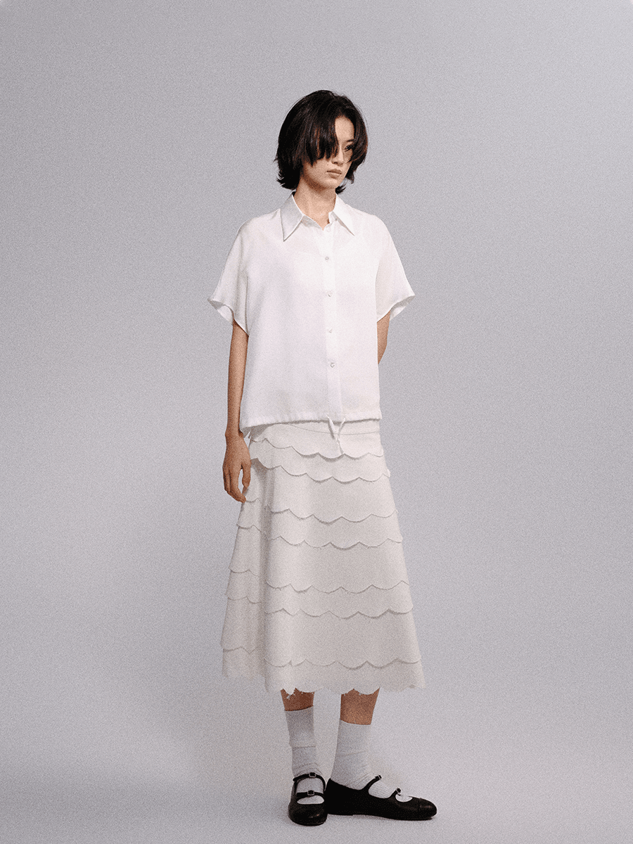 White wavy long skirt pants
