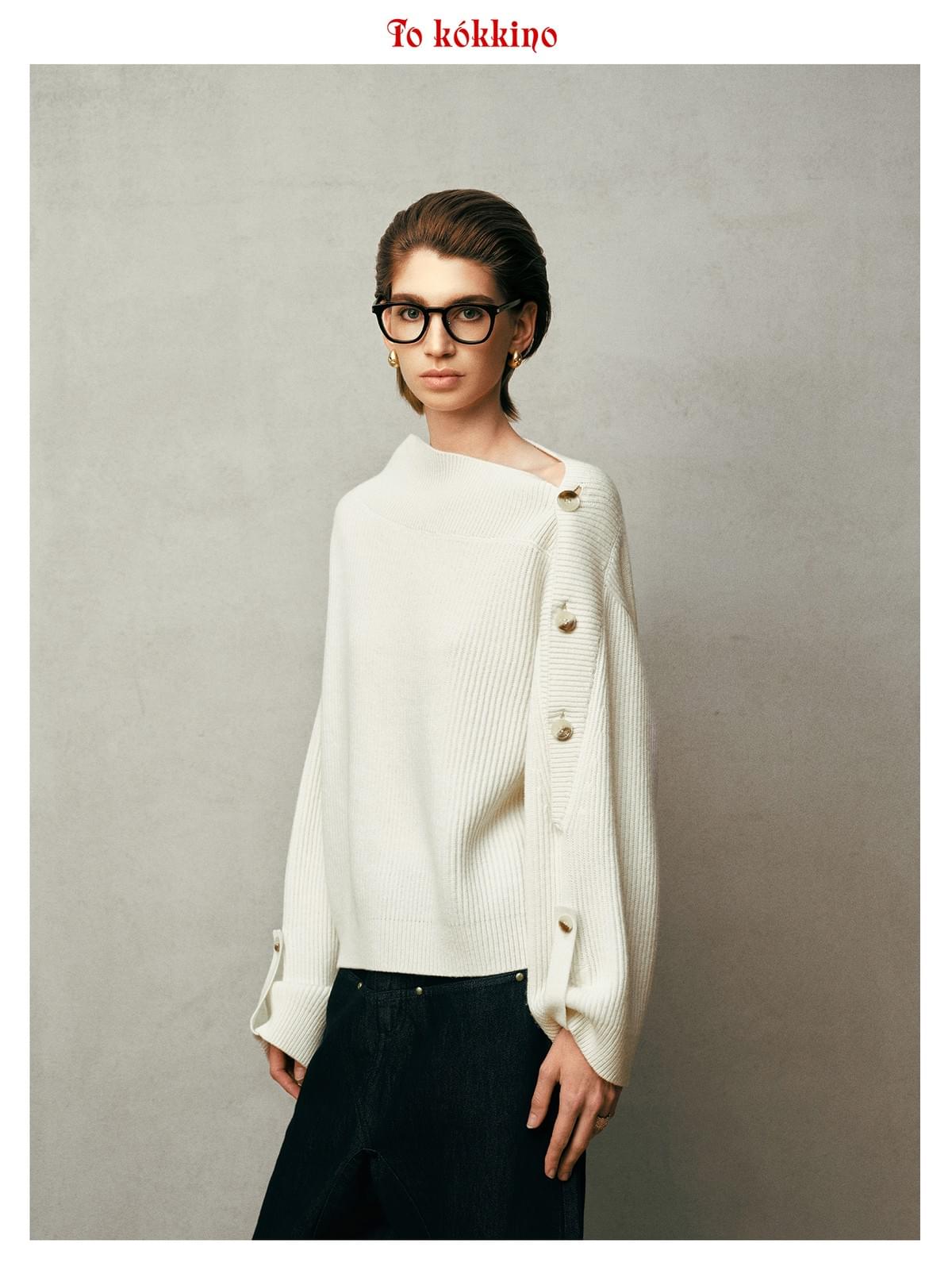 tokokkino* Beige Wool Adjustable Off-Shoulder Sweater