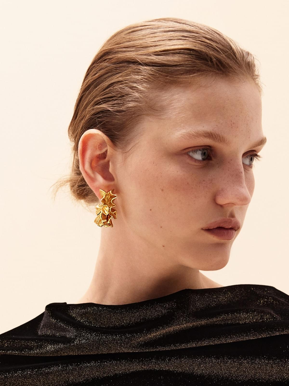 耳花大耳钉 Hoop Earrings