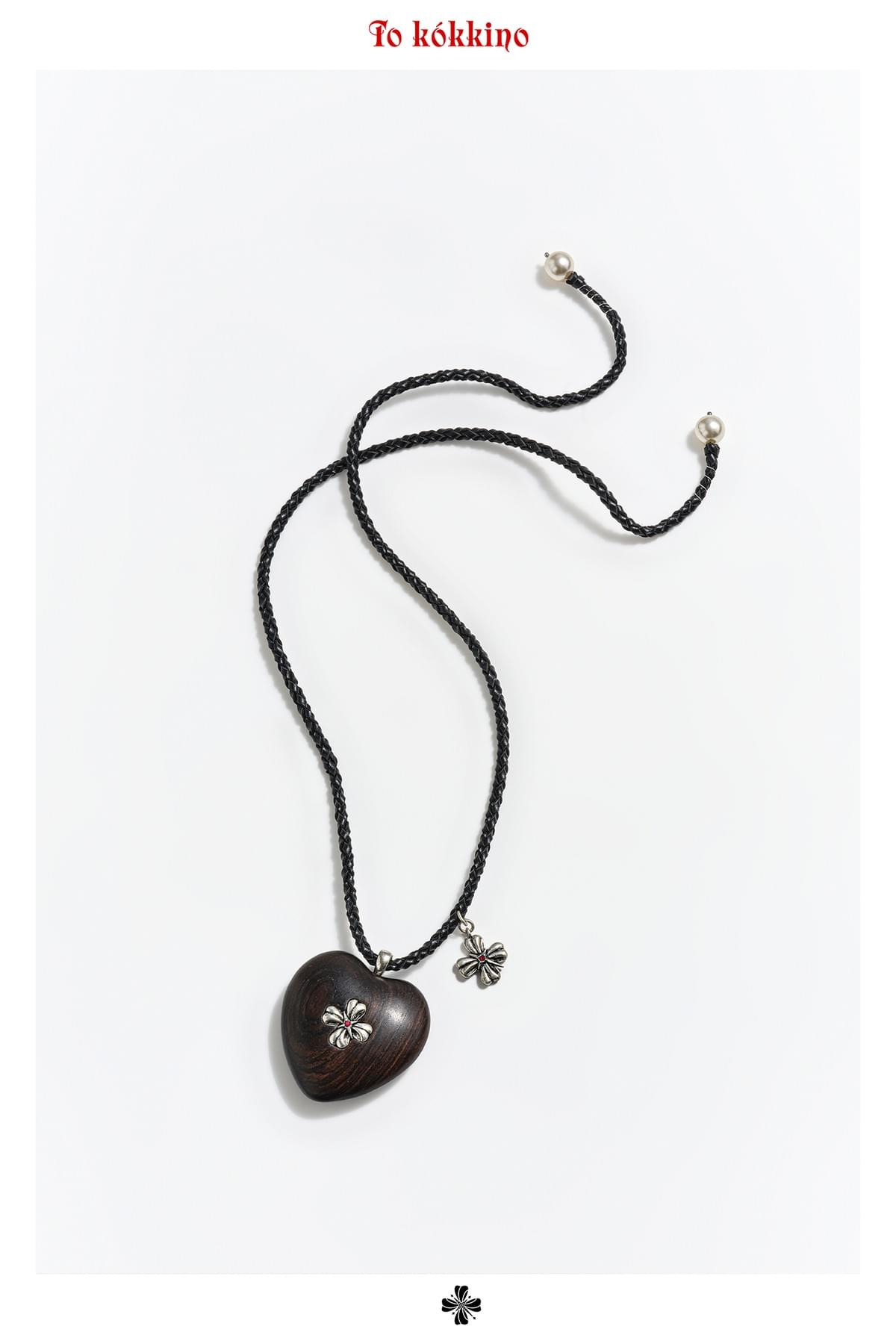 tokokkino* Leather Cord Purple Sandalwood Necklace
