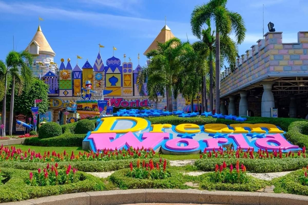Bangkok : Dream world entry ticket with Buffet and ultimate ride all day 