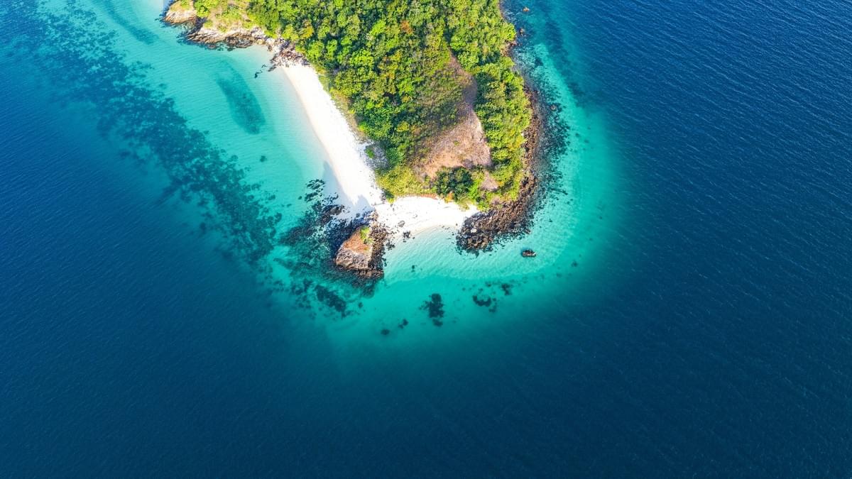 Honeymoon island day tour (Myanmar)