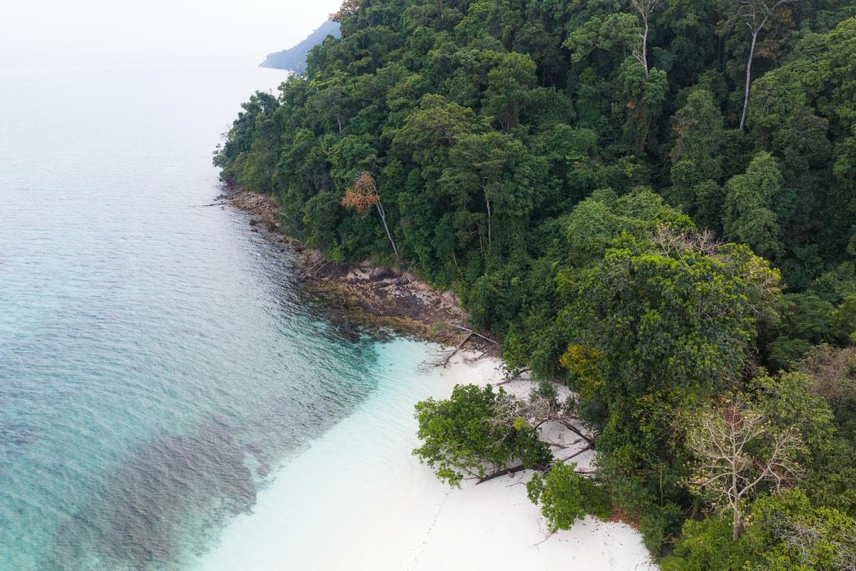 Honeymoon island day tour (Myanmar)