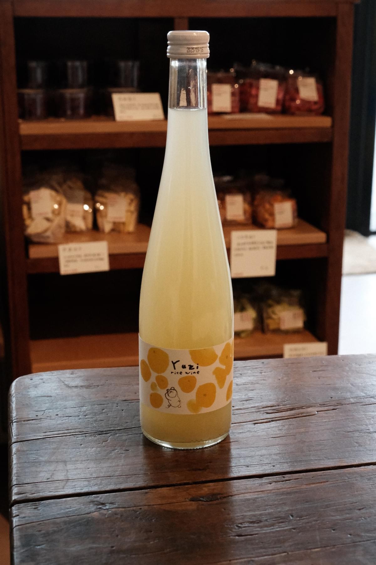 Torch Pear Sparkling Wine label design