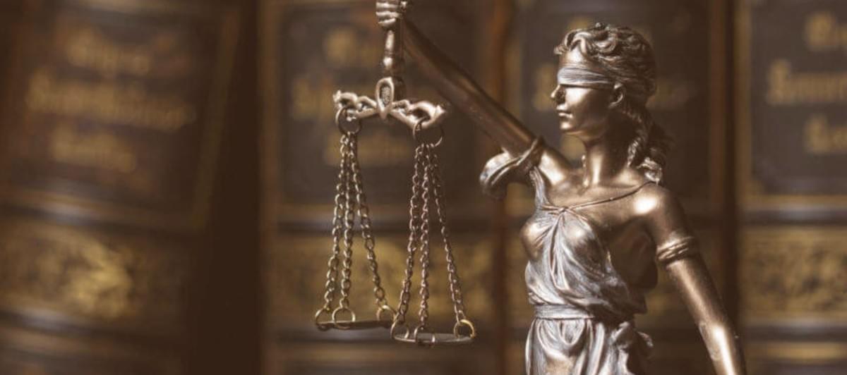 Modern Law Firms In Lahore offering expertise in commercial, corporate, and intellectual property law