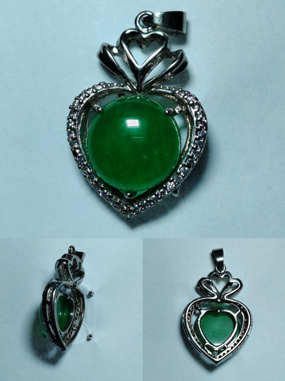 翡翠omph Jade