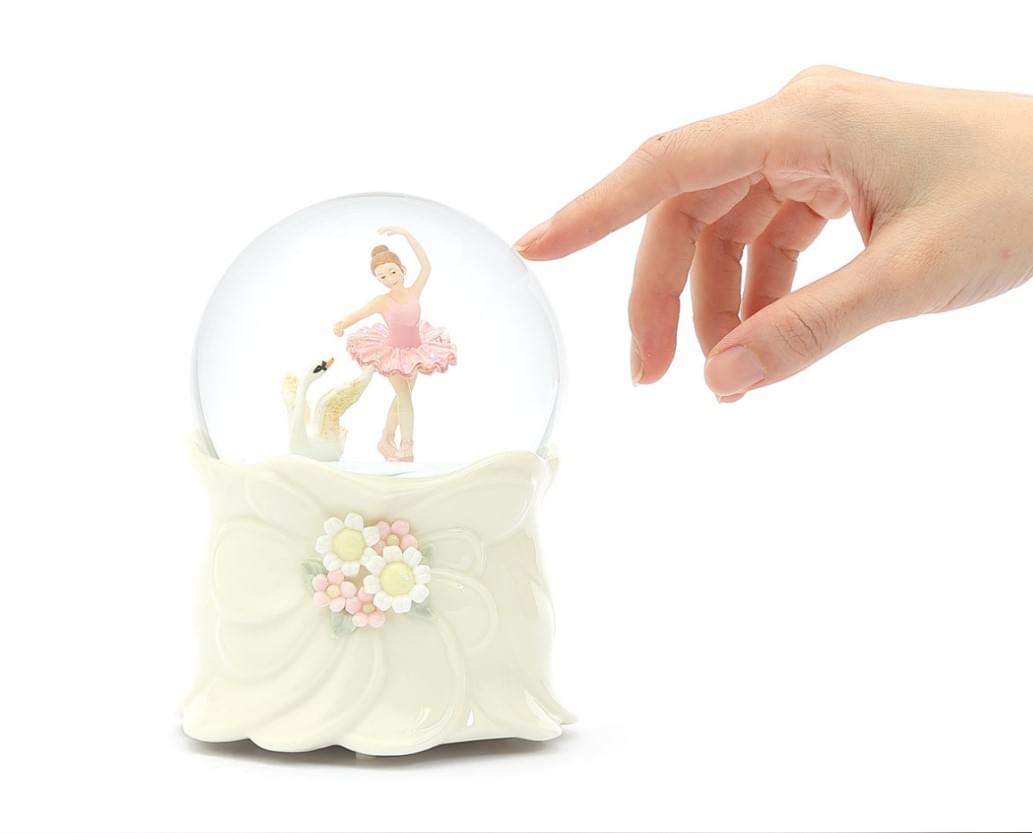 芭蕾女孩 水晶球音樂盒
