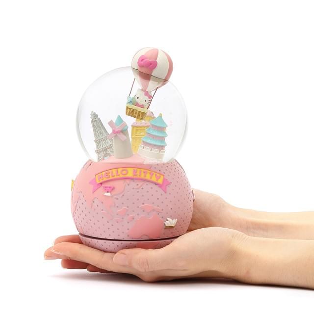 Hello Kitty 環遊世界 水晶球音樂盒