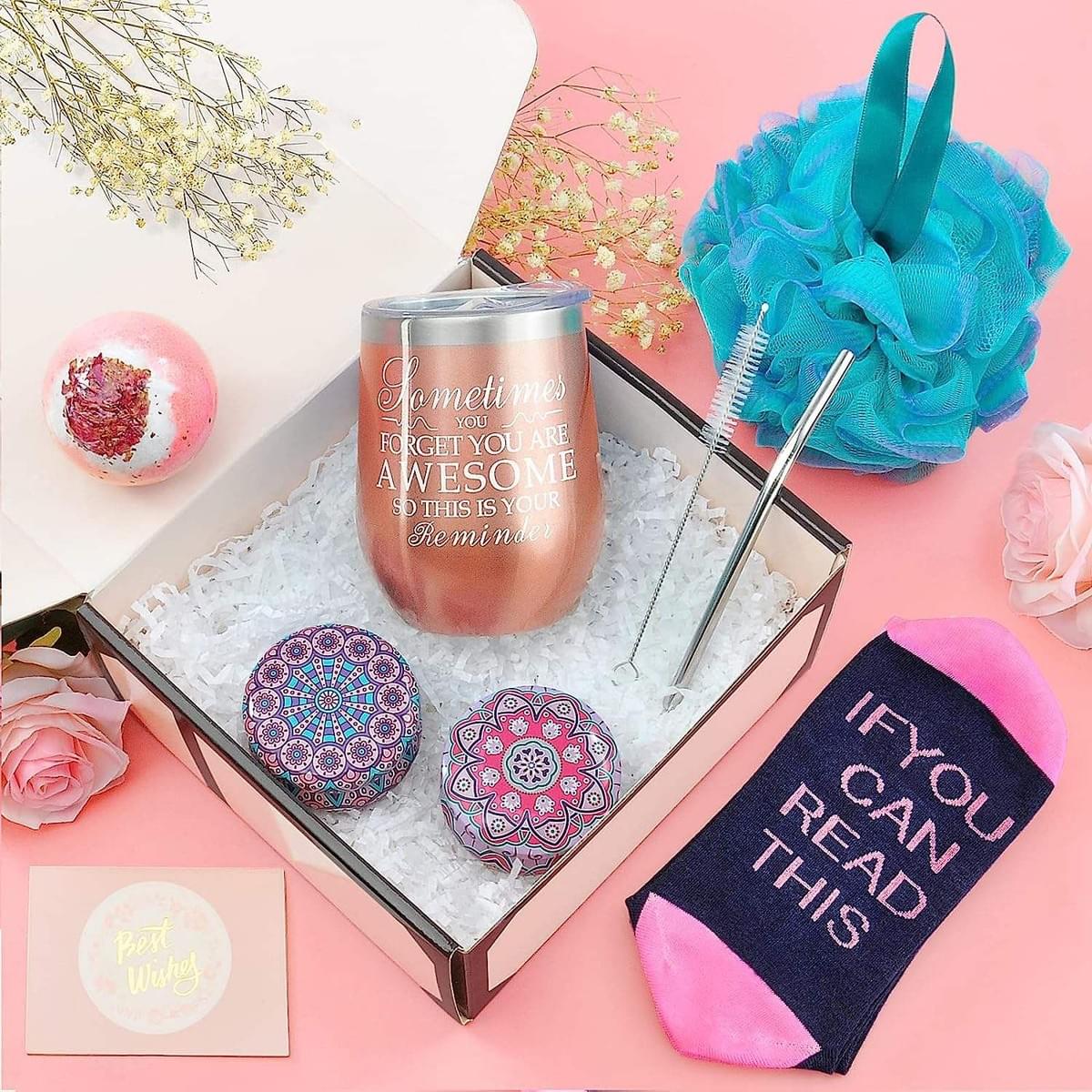 New Arrival Christmas Gift Set Scented Candle Mug Blanket Soap Bath Bombs Package for 