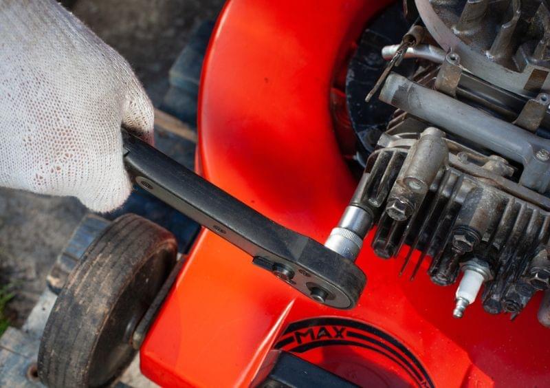 How to Fix a Lawn Mower with Bad Gas: A CompleteGuide f... How to Fix a Lawn Mower with Bad Gas: A CompleteGuide f...