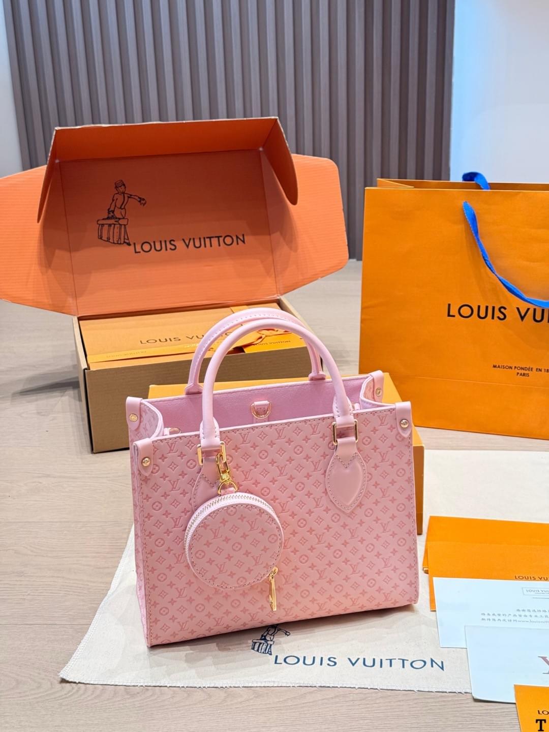 On The Go Tote
