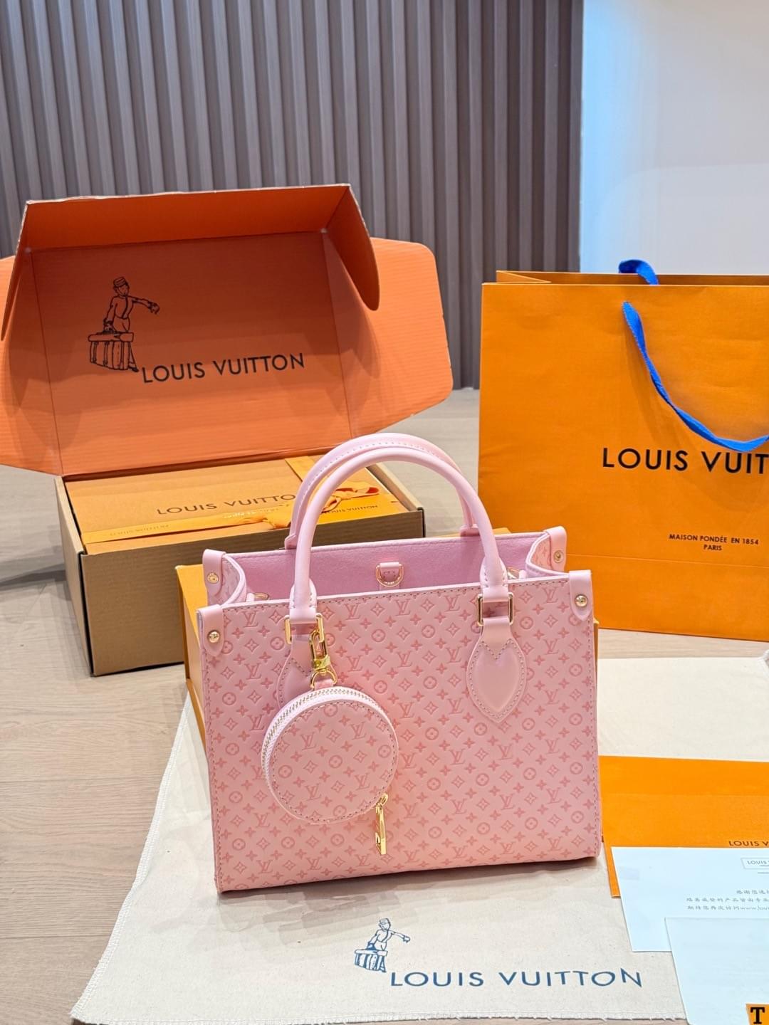 On The Go Tote