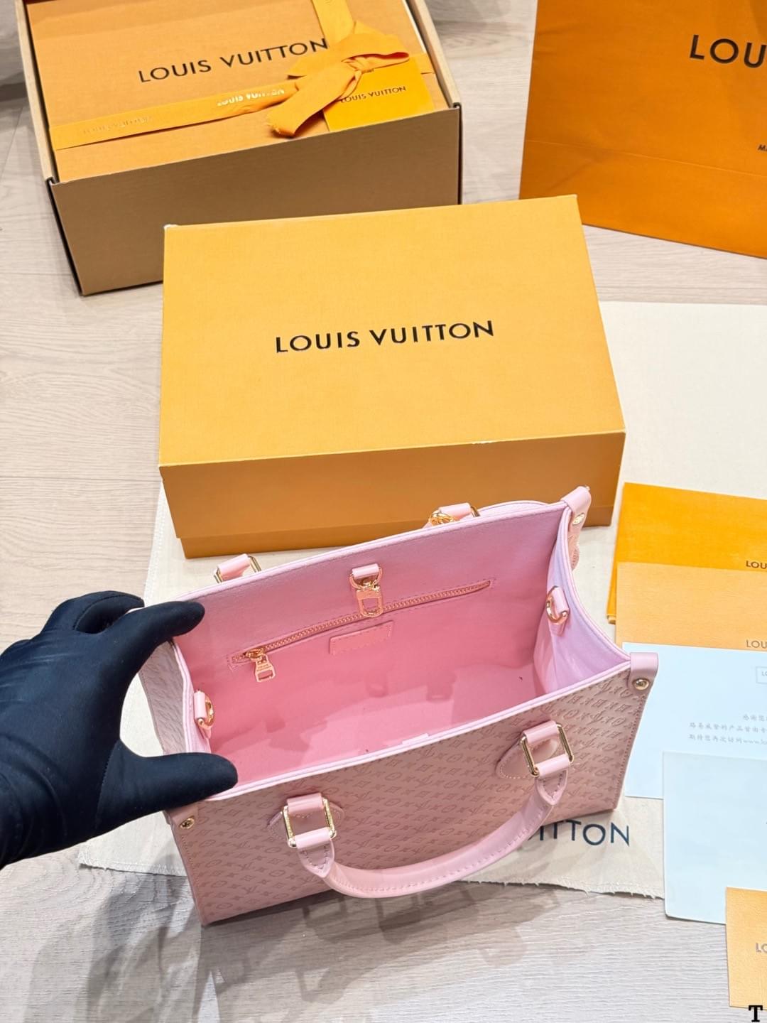 On The Go Tote
