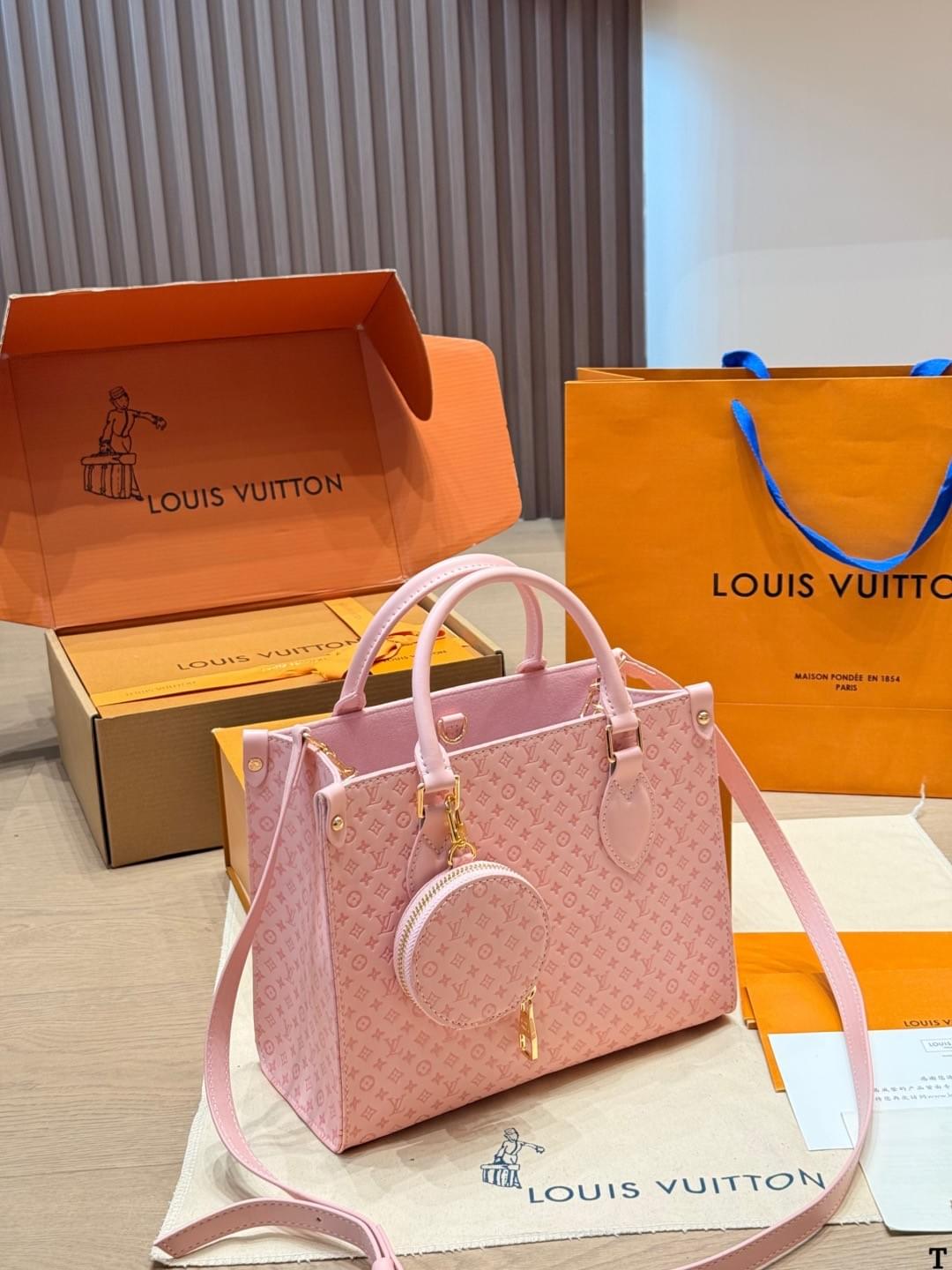On The Go Tote