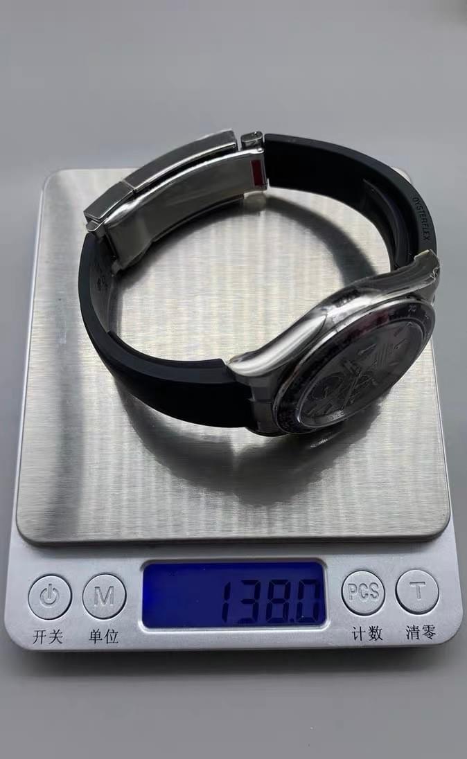 Enjoy the privilege of owning limited edition pieces that reflect your unique taste and appreciation for luxury. Exclusivity What We Offer 售賣奢侈高端名牌包以及名牌高級機械手錶