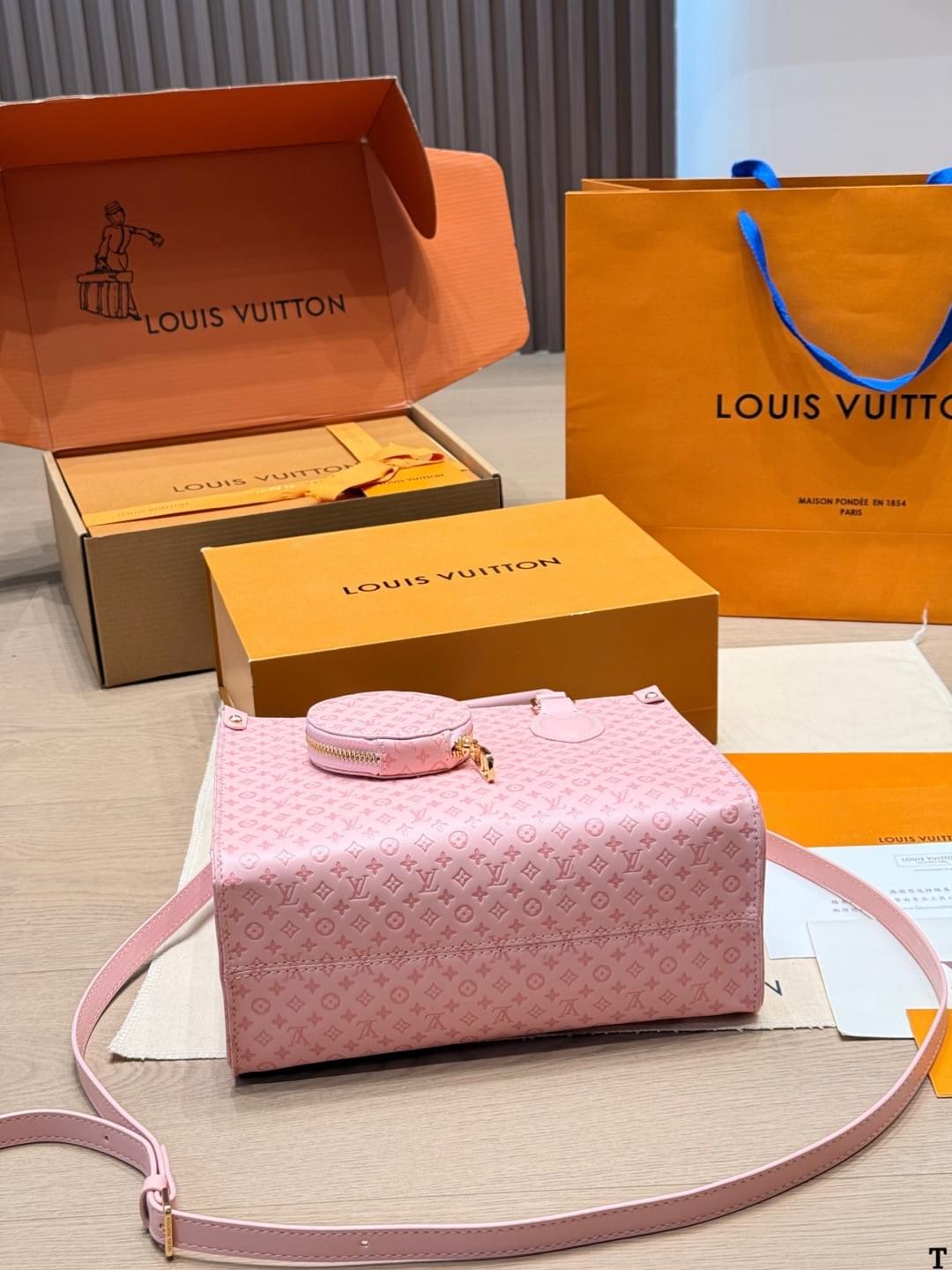 On The Go Tote