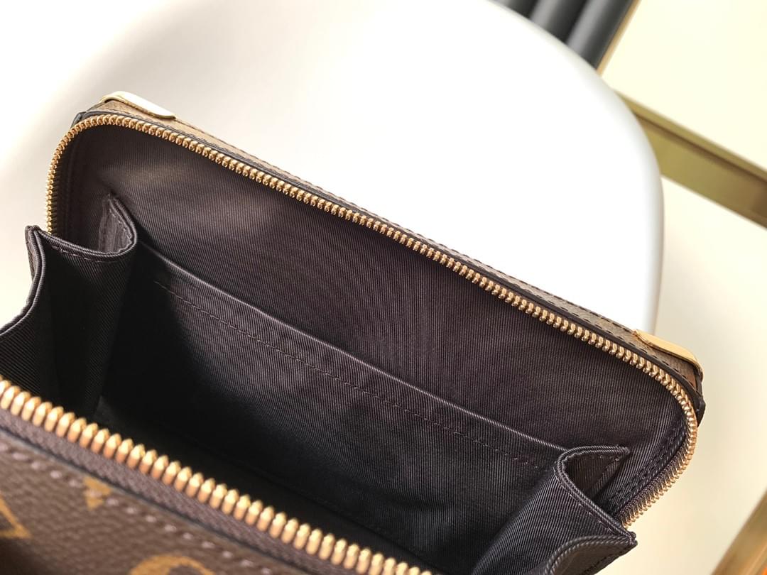 LV X NBA Handle Trunk