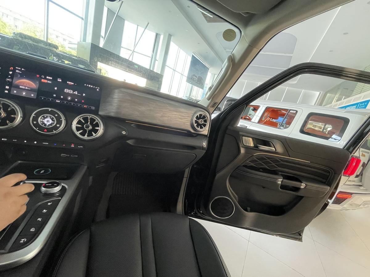 Tank 500 2023 3.0T Gasoline +48V mild hybrid system