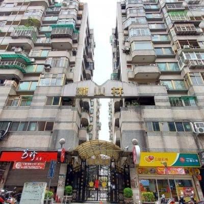 浪漫貴族社區-實價登錄、成交行情-新店安坑-新店安成街-新店安德街，總樓高11樓，共558戶