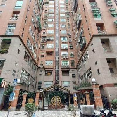 高鮮屋社區-實價登錄、成交行情-新店安坑-新店安康路二段，總樓高15樓，共218戶