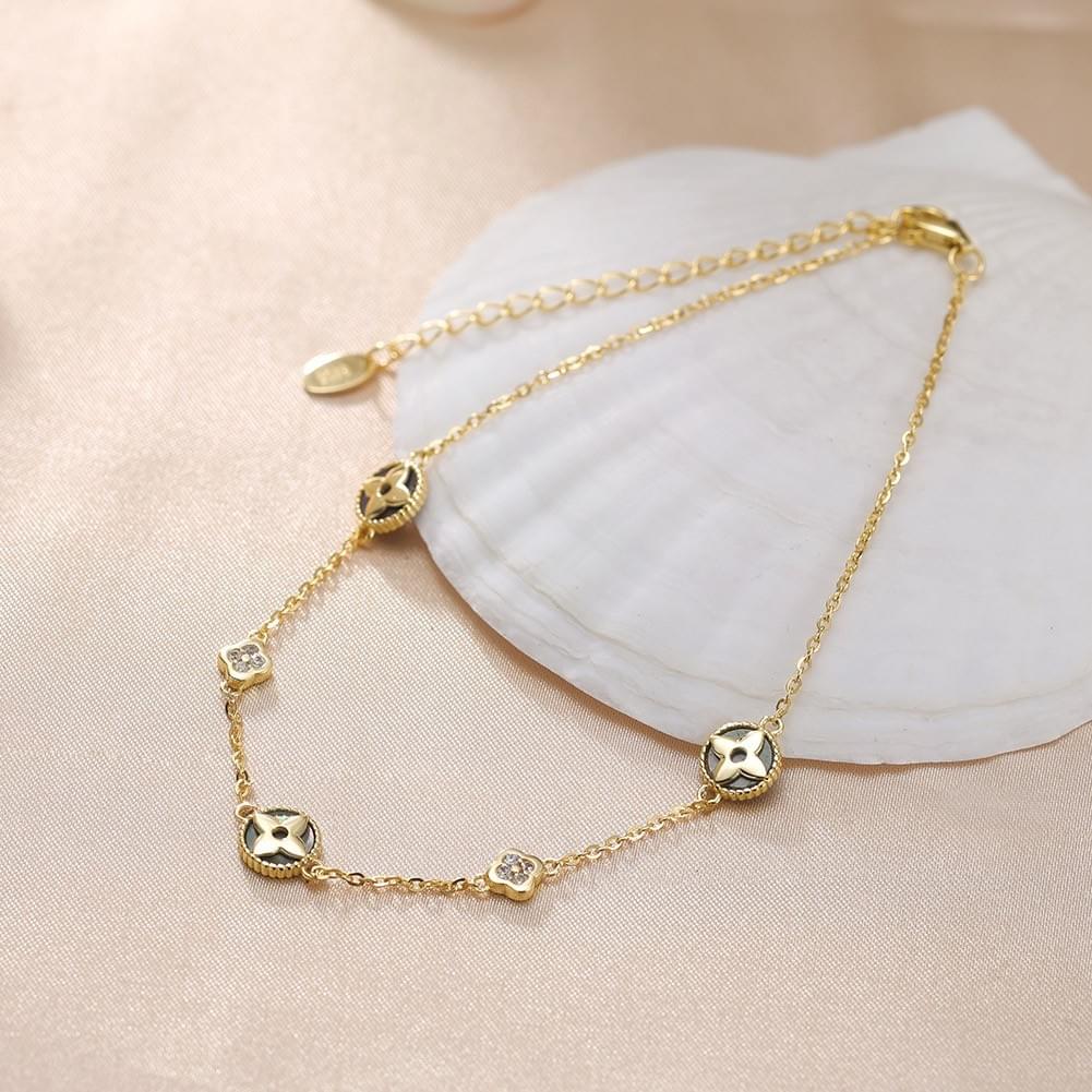 Factory Price Openwork Clover Anklet in S925 Silver with Zirconia & Black Shell