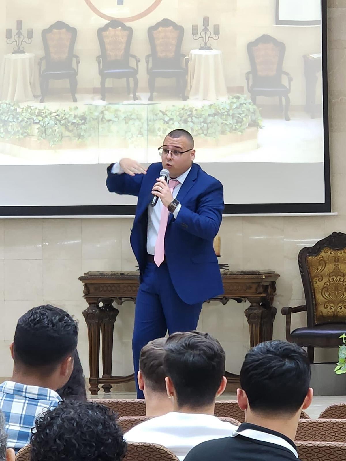 Por qué Transitando La Biblia