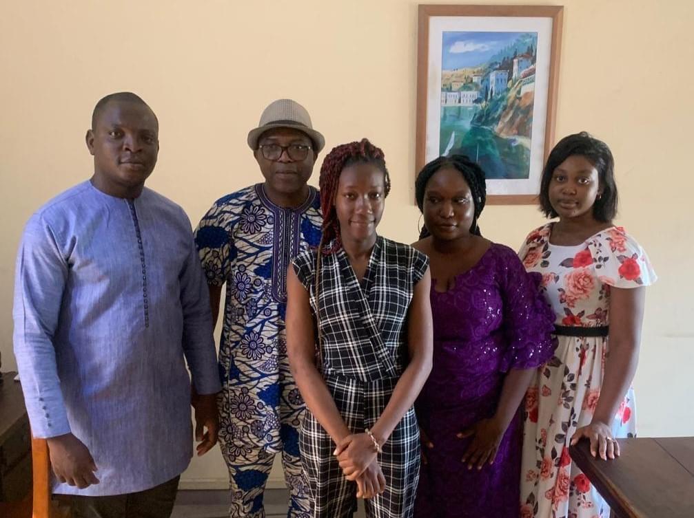 Join us to actively participate in the fight against poverty and the protection of our environment. Promote peace and solidarity in Benin Establishing and maintaining peace, fighting against poverty and other situations of vulnerability, and protecting the environment are principles that are stated in the fundamental law of most countries in the world. But such a mission cannot be solely the responsibility of the State, because even though it exercises its prerogatives, it also strives, through various legal provisions, to create the conditions to allow various organizations or structures to invest in the same direction. LPC-BENIN unites its members driven by the same ideal, to create bonds of understanding and solidarity among them to participate in education, good governance, and contribute to environmental protection.