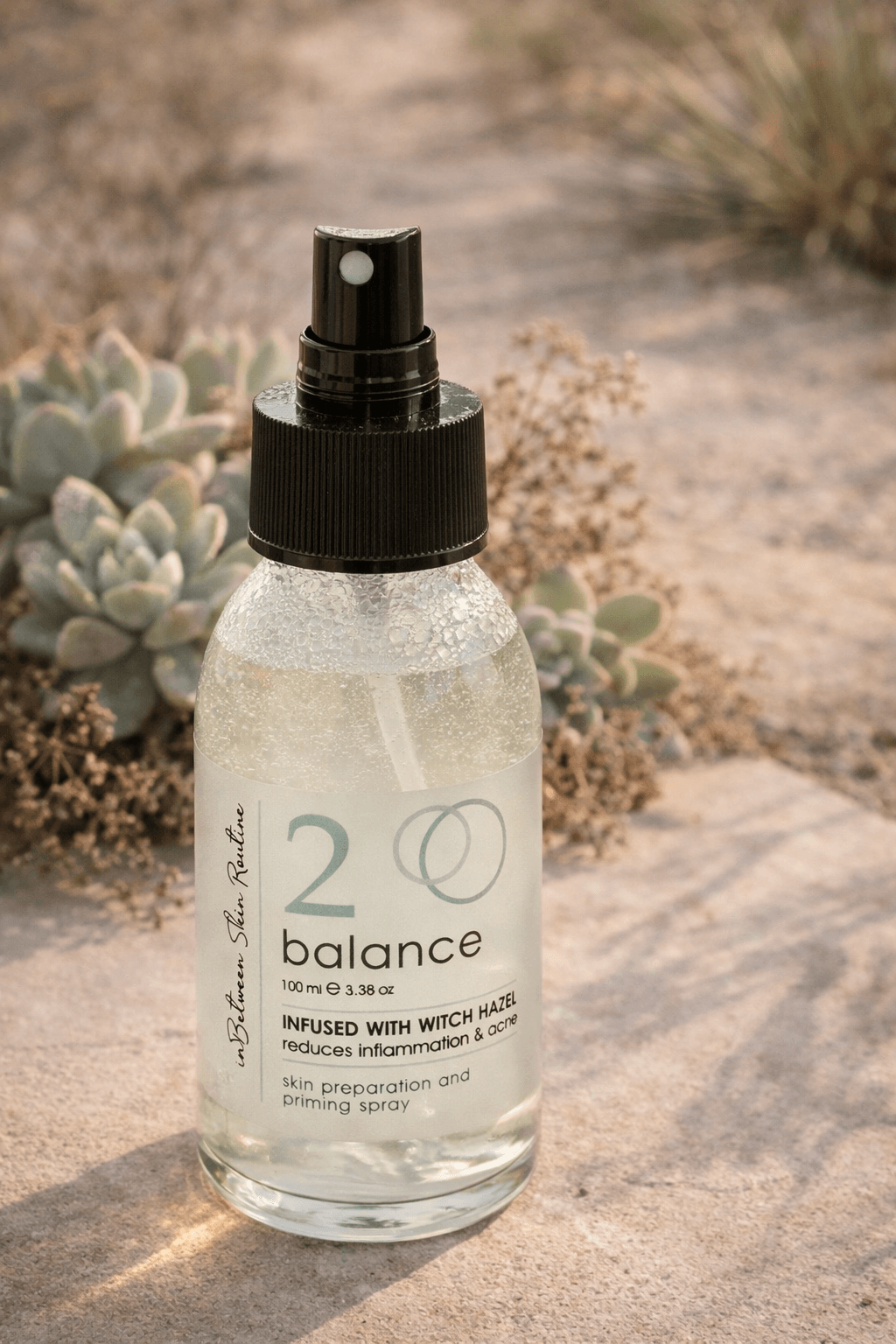 A lightweight mist for breakout-prone skin. Witch hazel helps tighten pores and reduce excess oil, while hyaluronic acid supports hydration so your skin stays calm and balanced.