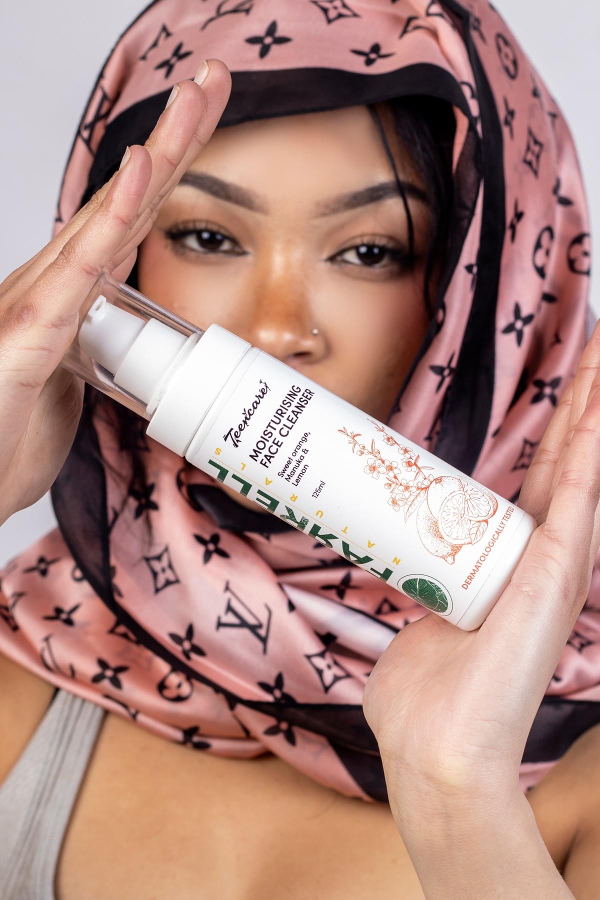 Moisturising Face Cleanser