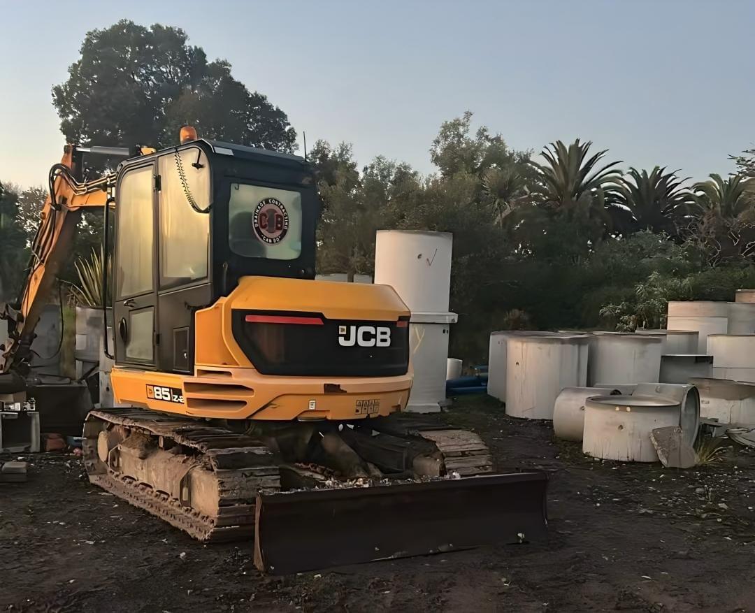 Get Your Free Quote Today! Your Trusted Drainage Experts We are Auckland Council and Watercare certified contractors, specialize in subdivision, residential and commercial projects in Auckland wide. Our fully licensed professional work team provide high-efficiency service and affordable price to help you reach the goal. - Send to us your EPA to get a free quote today!