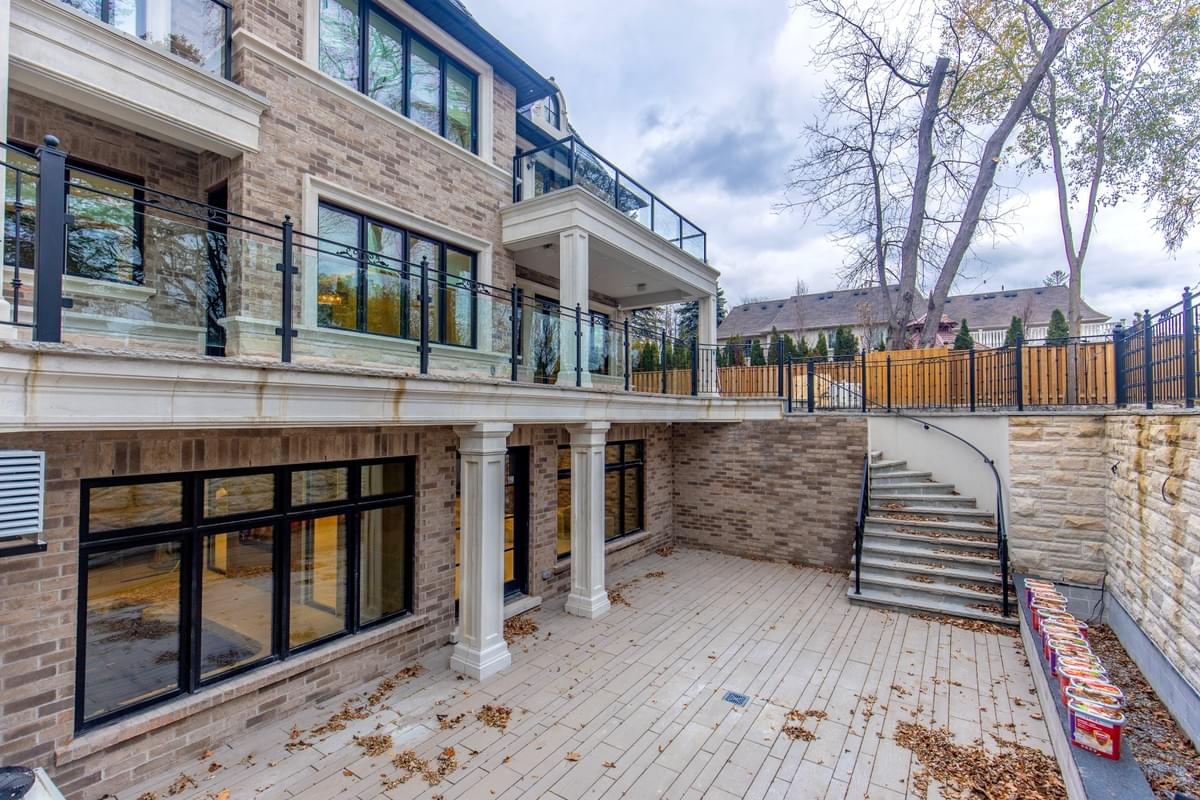 We build custom homes tailored to your specifications, ensuring every detail aligns with your vision and lifestyle. Custom Homes What We Do Design & Permit→ Renovation→ Custom Home→ Commercial & Institutional