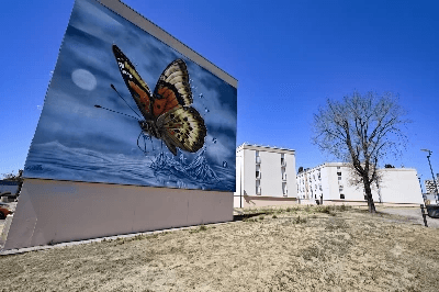 Fresque murale dans Les Grésilles Fresque murale dans Les Grésilles