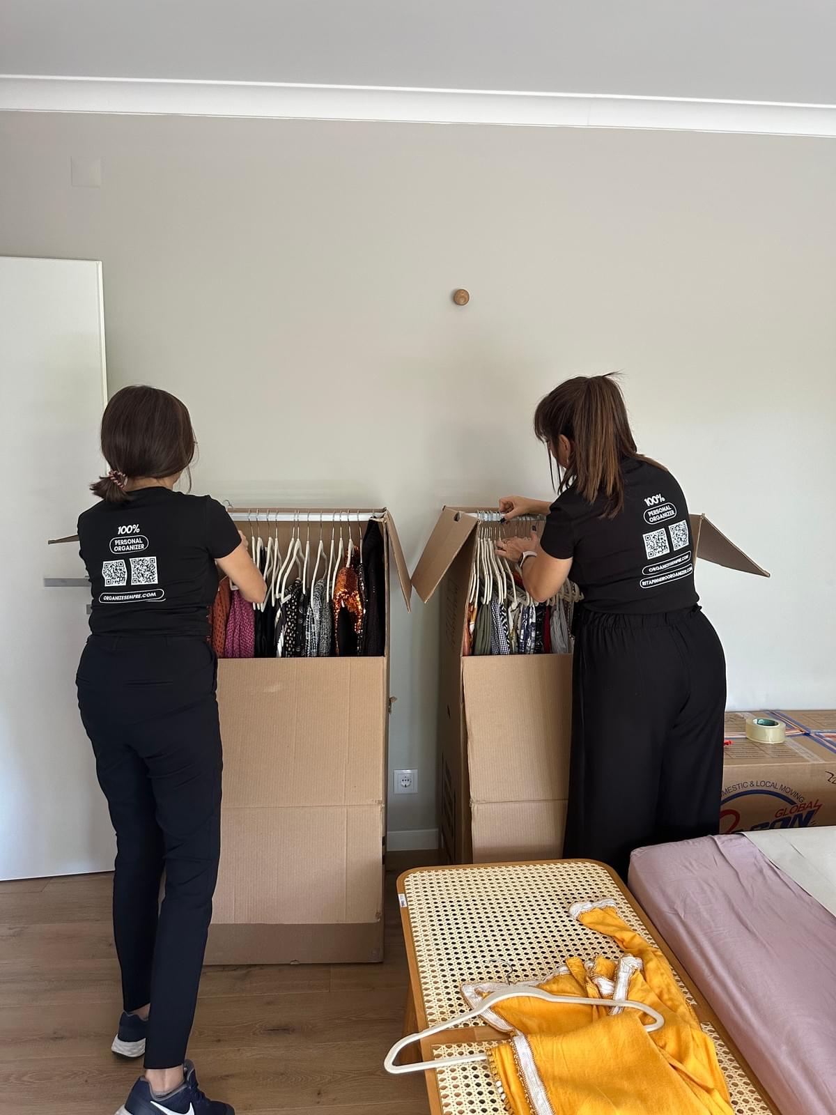 We facilitate your moving process with organization services before and after your arrival. Our team ensures that everything is in order in the new house. Pre and Post-International Changes What do we do Services of Personal Organizer Multi-National specialized in Closets, Wardrobe, Kitchen, Pantry, Baby Room and Specialized in Pre and Post-International Moves.