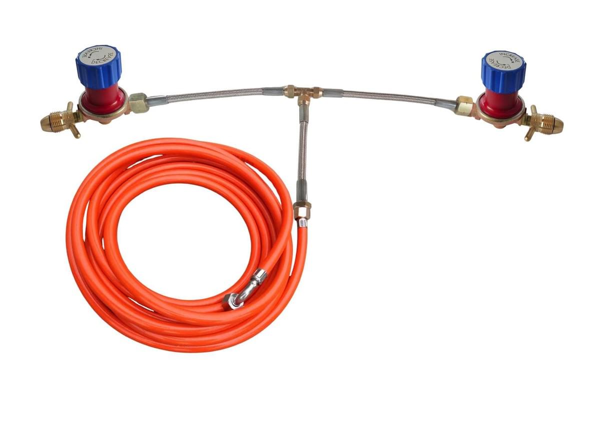 T coupling for 2 gas cylinders