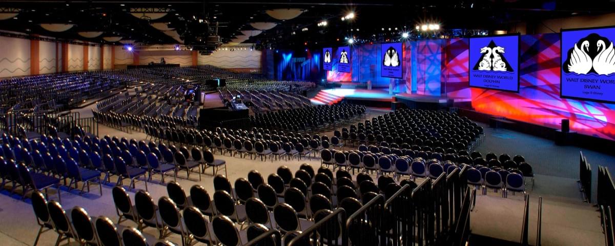 Join us, enjoy unique social experiences and professional event services, enhance your social life. Explore our club services Clubhouse