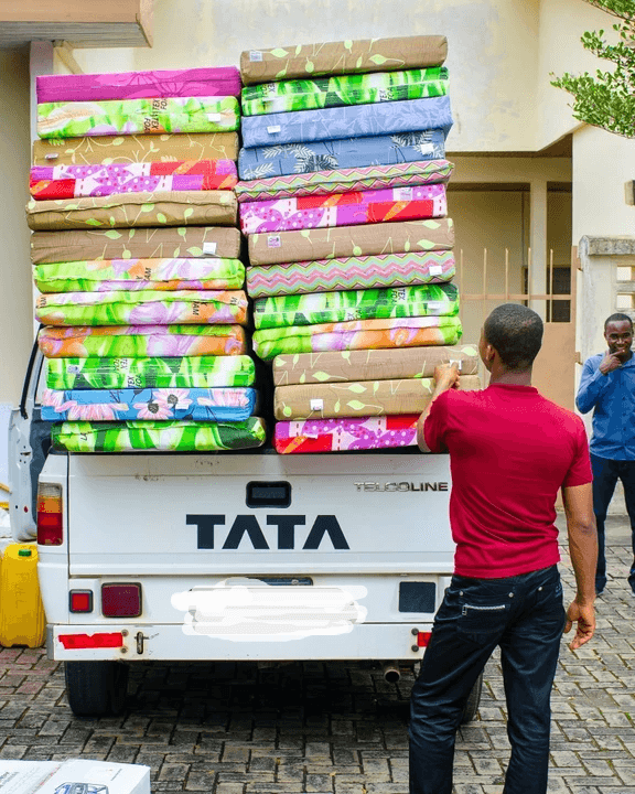 We commit to providing goods and services of quality, adapted to the specific needs of our clients, to ensure their satisfaction. Supply of Goods and Services Our Mission VPR Logistics is a company based in logistics in a general way: Import - Export; Purchase, Sale and Supply of goods and services.