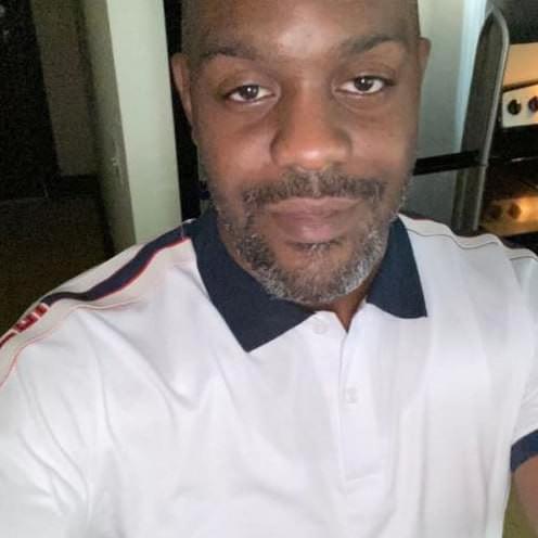 — 陈伟 “我非常感谢创新先锋团队的帮助。他们的洞察力和专业知识让我在投资方面做出了明智的决策。” 我们的团队已帮助 500+ 投资者成功实现他们的财务目标。 Innovation Pioneer, a professional investment team composed of industry elites, has opened up new growth paths for investors with its excellent investment vision and strategic layout since its establishment in 2014. We firmly believe that innovation is the core of driving progress, cooperation is the bridge to achieve win-win results, and integrity is the cornerstone of winning trust.