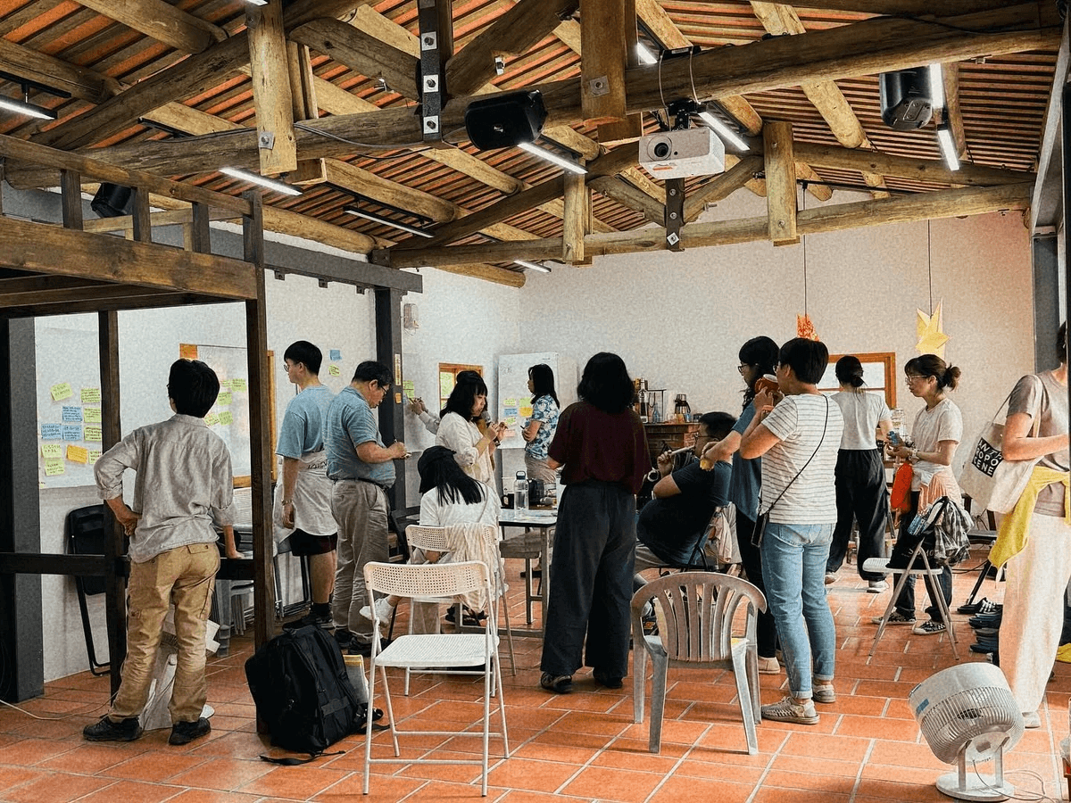 Through personal participation in farming, deeply understand the source and value of local ingredients, experience the journey from field to table. food agriculture experience Our characteristics Hundred years three combined courtyard, one acre four seasons vegetable garden Weaving grass mountain story, tasting local customs Immersed in food and agriculture experience, connecting production place dining table Diverse courses co-learning, exploring handmade culture Spacious space rental, gathering creativity unlimited