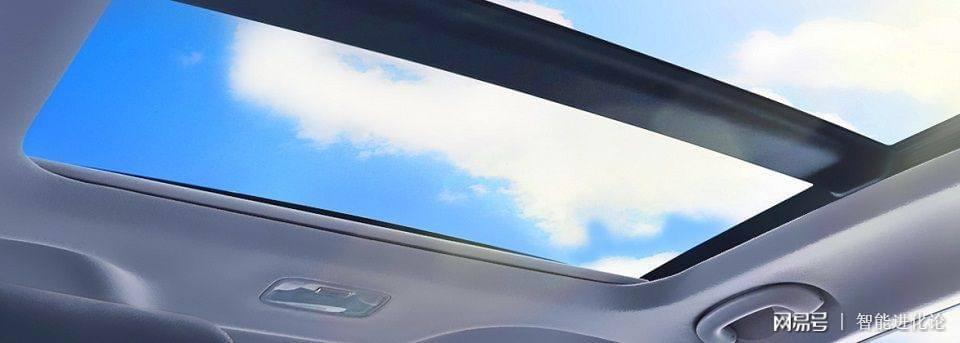 Our SGP (SentryGlas®) films offer enhanced strength and safety for laminated glass, providing superior resistance to impact and weathering. Designed for demanding environments, these films are perfect for skyscrapers and other high-performance structures, ensuring safety and aesthetic appeal. SGP Film Solutions What We Do fusunchemical is a PVB film and SGP film manufacturer in china.