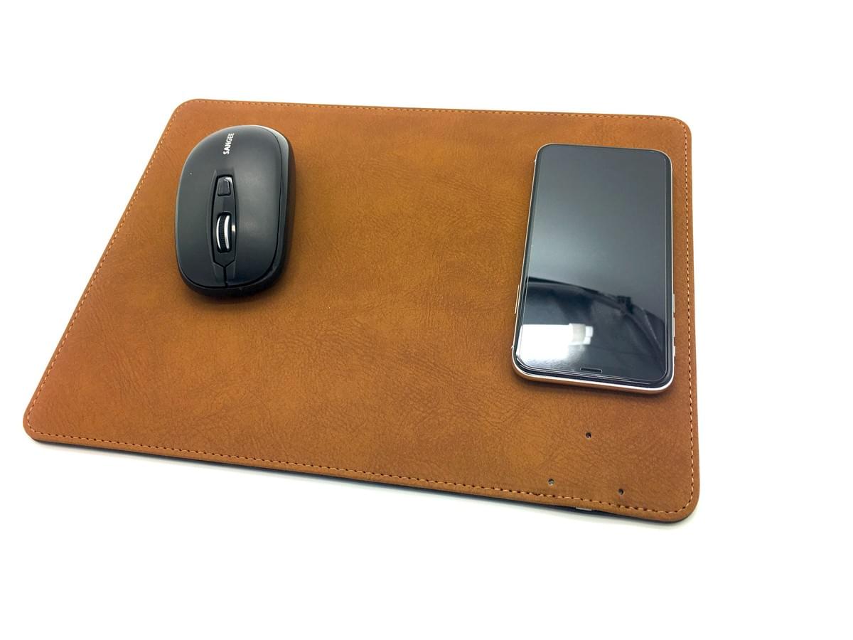 15W QI wireless charging leather mouse pad for smartphones