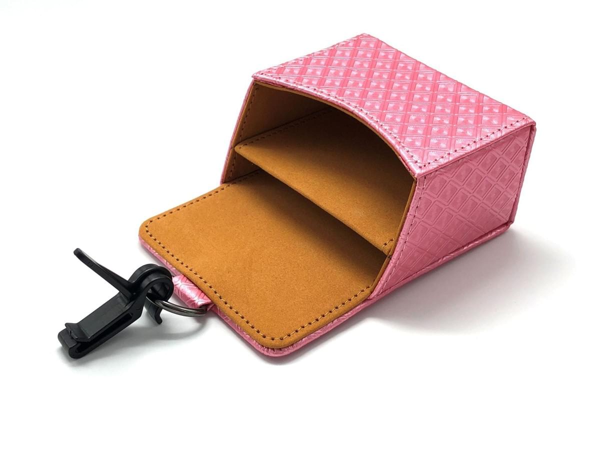 Vehicle-mounted wireless charging phone storage bag that can hold two phones