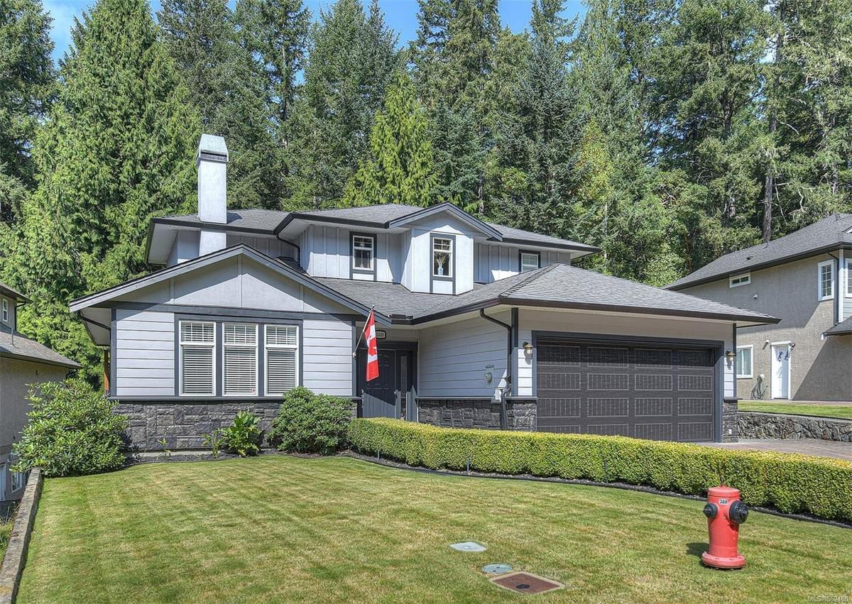 7 Must Have Features For Todays Langford Luxury Homes F...