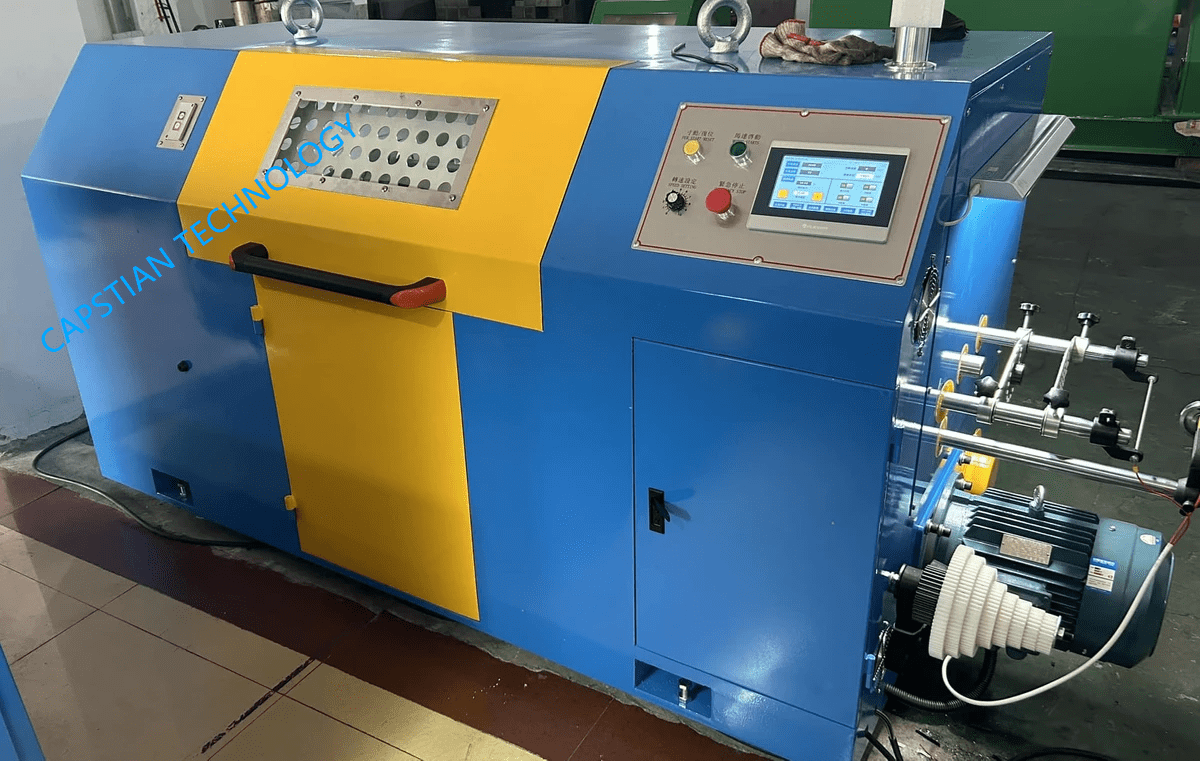  Double Twisting Machine from ningbo capstian technology