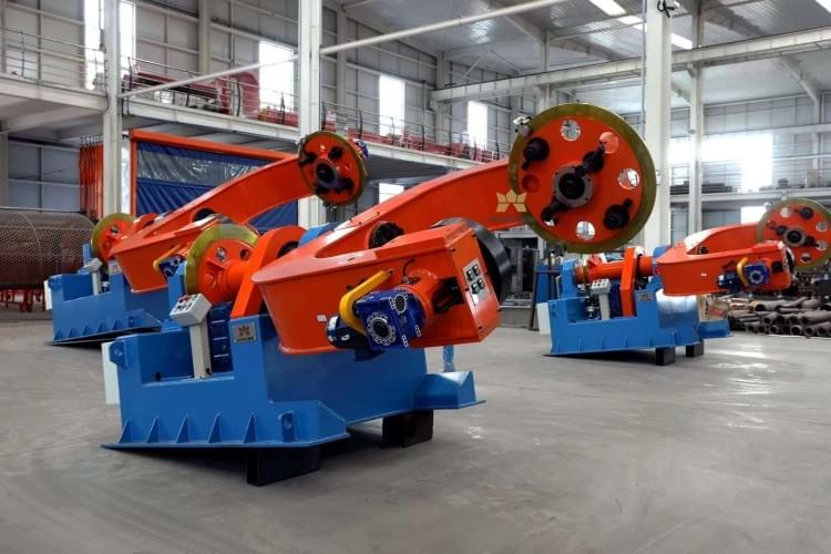 Fork Type Rotating Pay-off Stand from CAPSTIAN technology