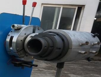 Free adjust cross head from capstian technology