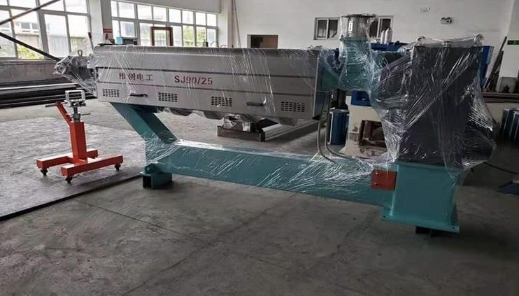 inner layer insulated sheath extrusion machine