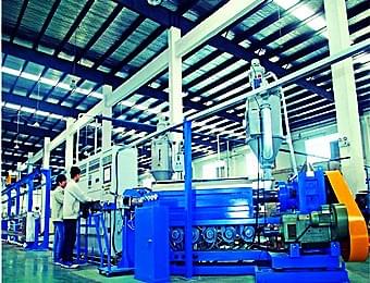 SJ100+70 Cable Jacket Extrusion Machine from capstian technology