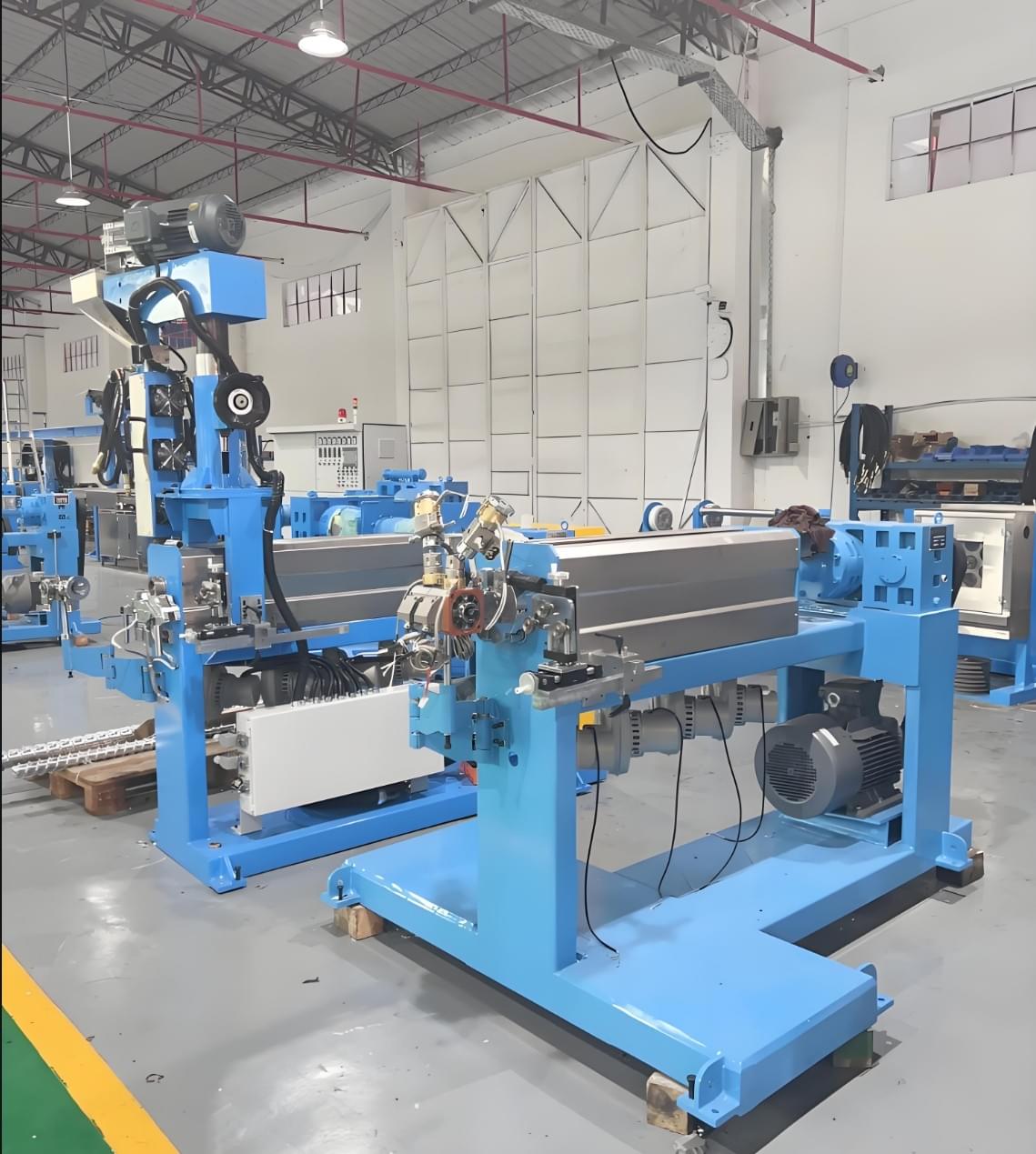 Двойной слой, двойной цвет экструзионные линии